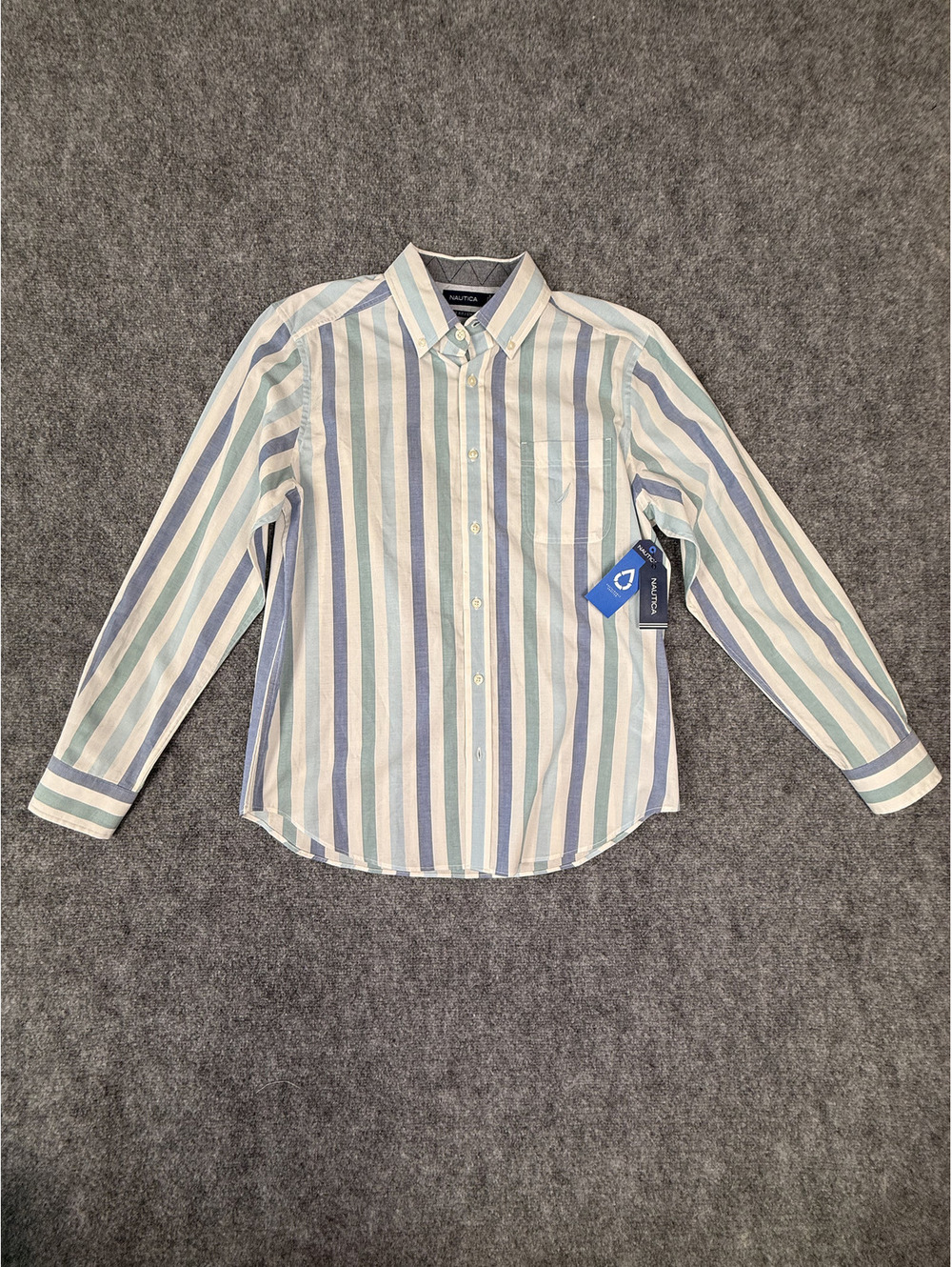 Nautica Classic Fit Stretch Striped Button-Down Shirt Medium